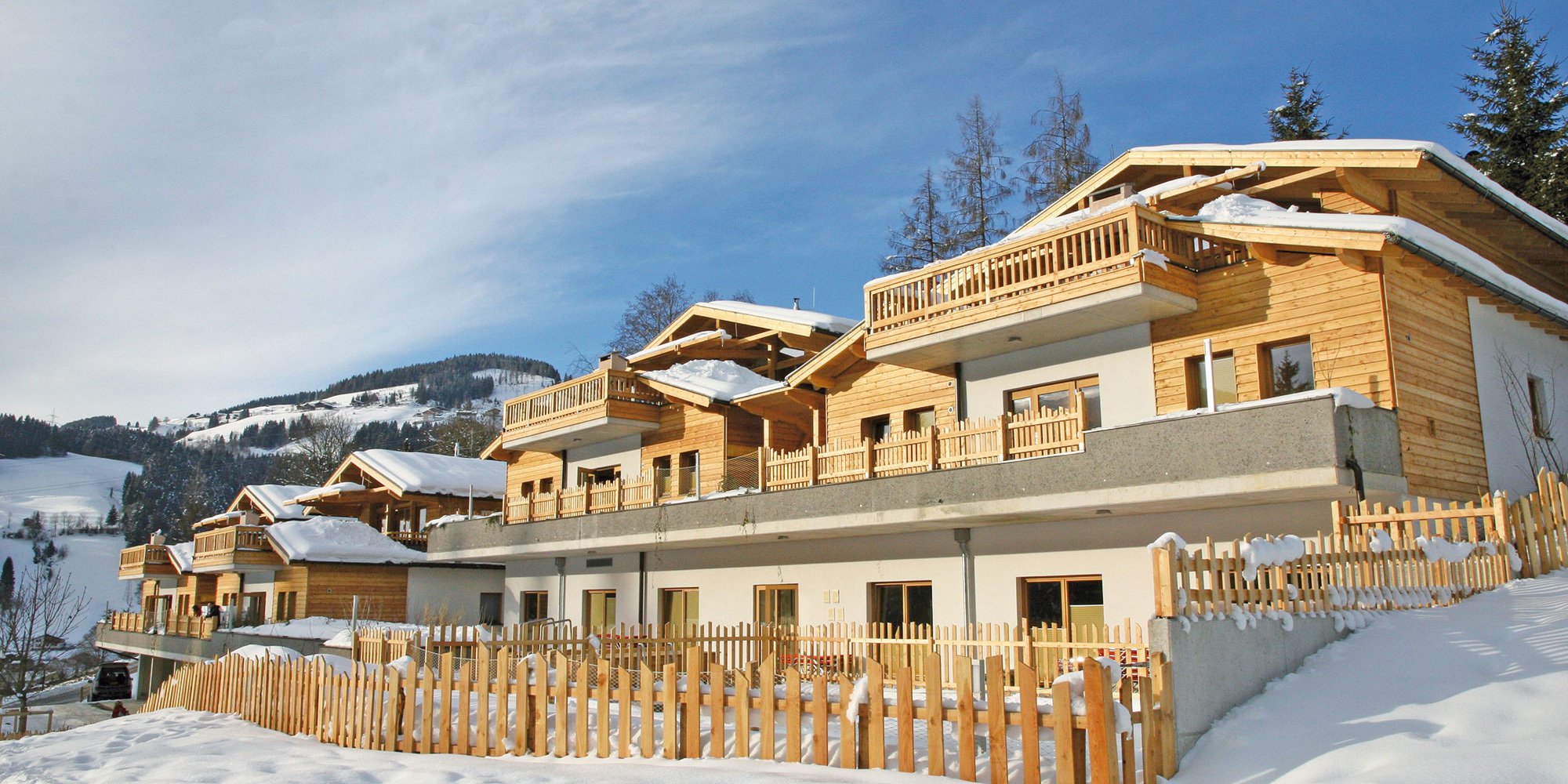 Außenansicht Alpin Chalets XL in Wagrain im Winter.